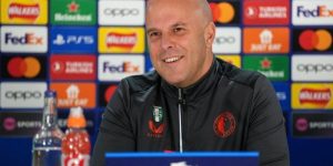 HLV Arne Slot Ra Mắt Thành Công Nhất Premier League